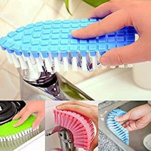 Flexible cleaning brush